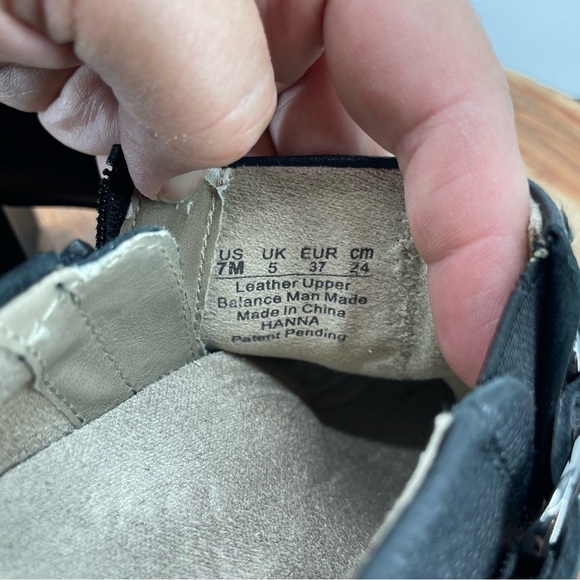 Naturalizer | Hanna Black Heeled Ankle Booties buckle detail Sz 7 - Picture 8 of 9